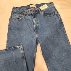 Abercrombie High Rise 90’s Relaxed Jean