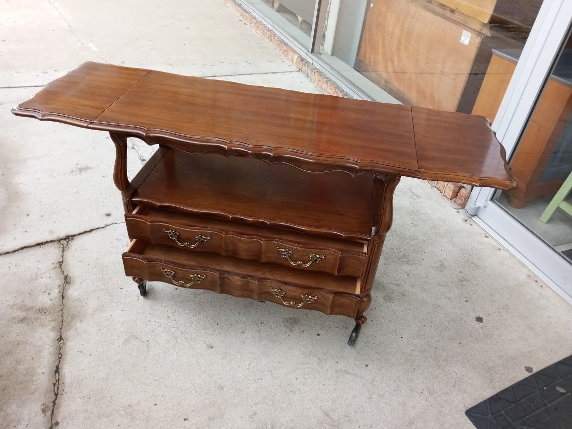 French Provincial Thomasville Server/Coffee ☕ Bar/🍺 Cabinet...38"×19"x31" Tall