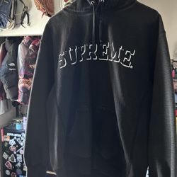 Supreme — Drop Shadow Hoodie