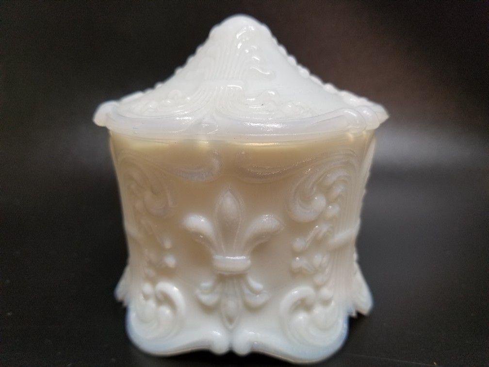 VERY RARE-ANTIQUE -FLAWLESS White Milk Glass Sugar Dish Fleur De Lis Lidded, Covered White Milk Glass Sugar Dish W/ the 1940s& before "Ring of Fire"