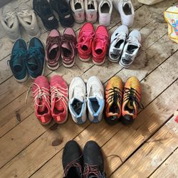 12 Pairs Of Name Brand Shoes 