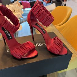 Dolce And Gabbana High Heels - Size 39
