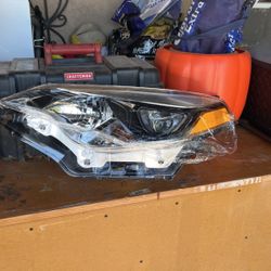 2016 Corolla DL Side Headlight