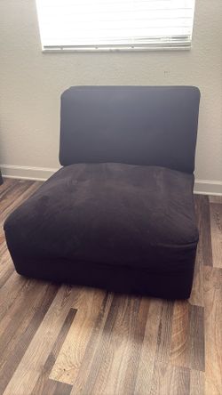 Small Lounge Chair 