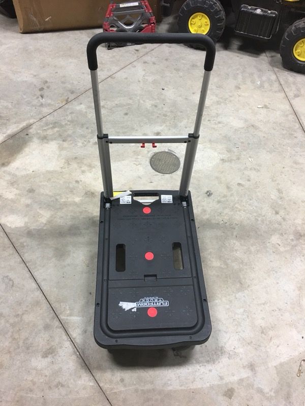 Magna Cart Flatform 300 lb Capacity Four Wheel Folding Platform Truck