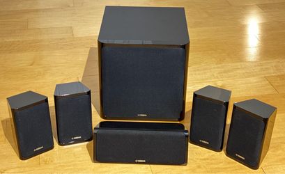 Yamaha 5.1 subwoofer and speakers system