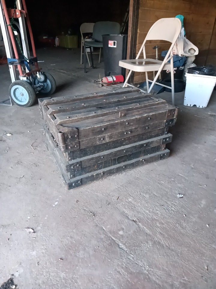 Antique Metal Strong Box Late 1800s Or Early 1900s