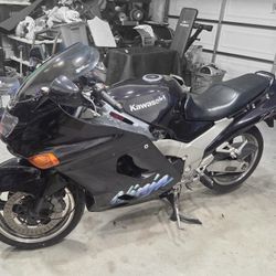 1994 ZX11. kawasaki 