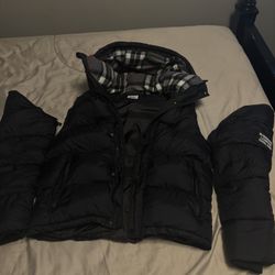 Burberry Puffer / Vest 