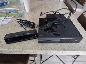 Xbox One 500GB + Kinect + Power Supply + Headset – Complete Setup