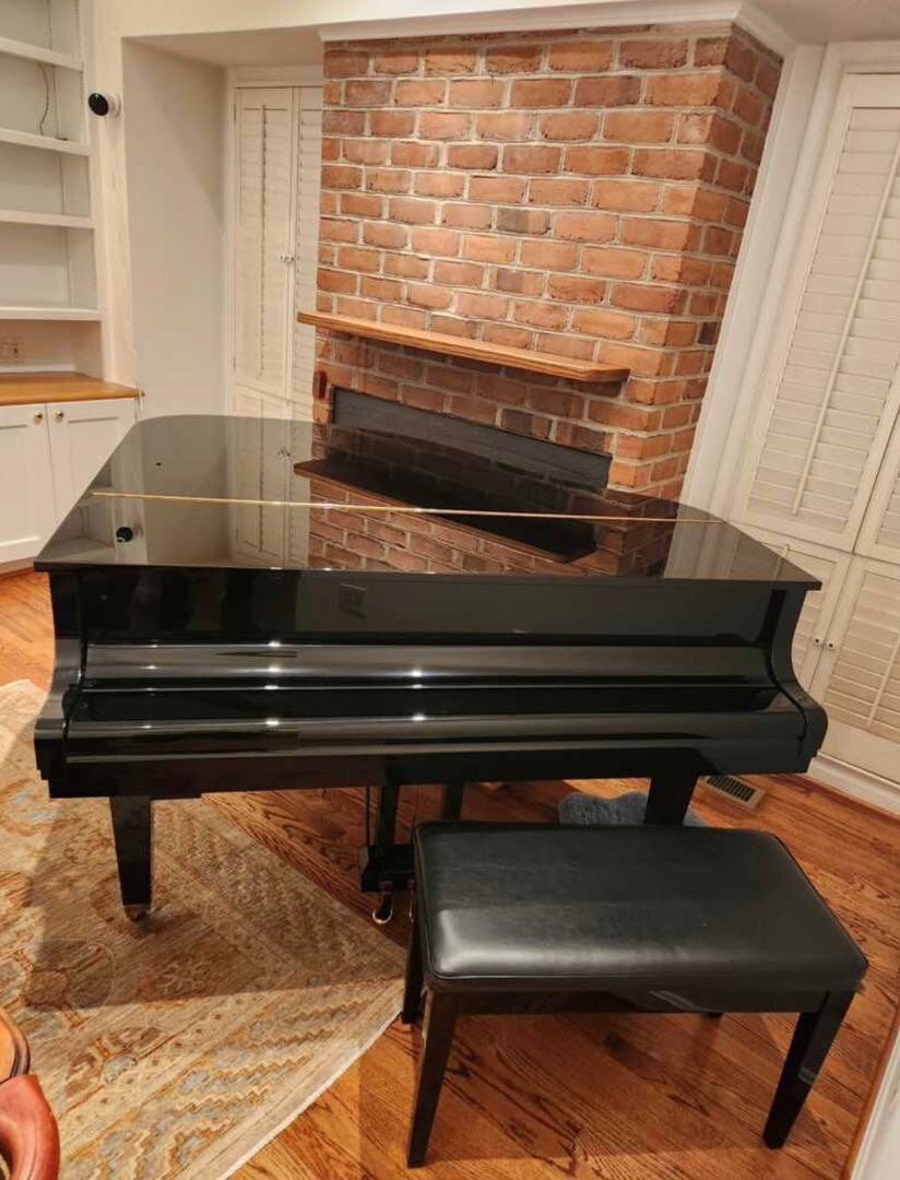 K.Kawai Baby Grand Piano In Excellent Condition Available For Free 