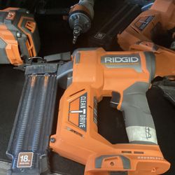 RIDGID 18V Brushless 18ga Brad Nailer (Tool-Only) $150