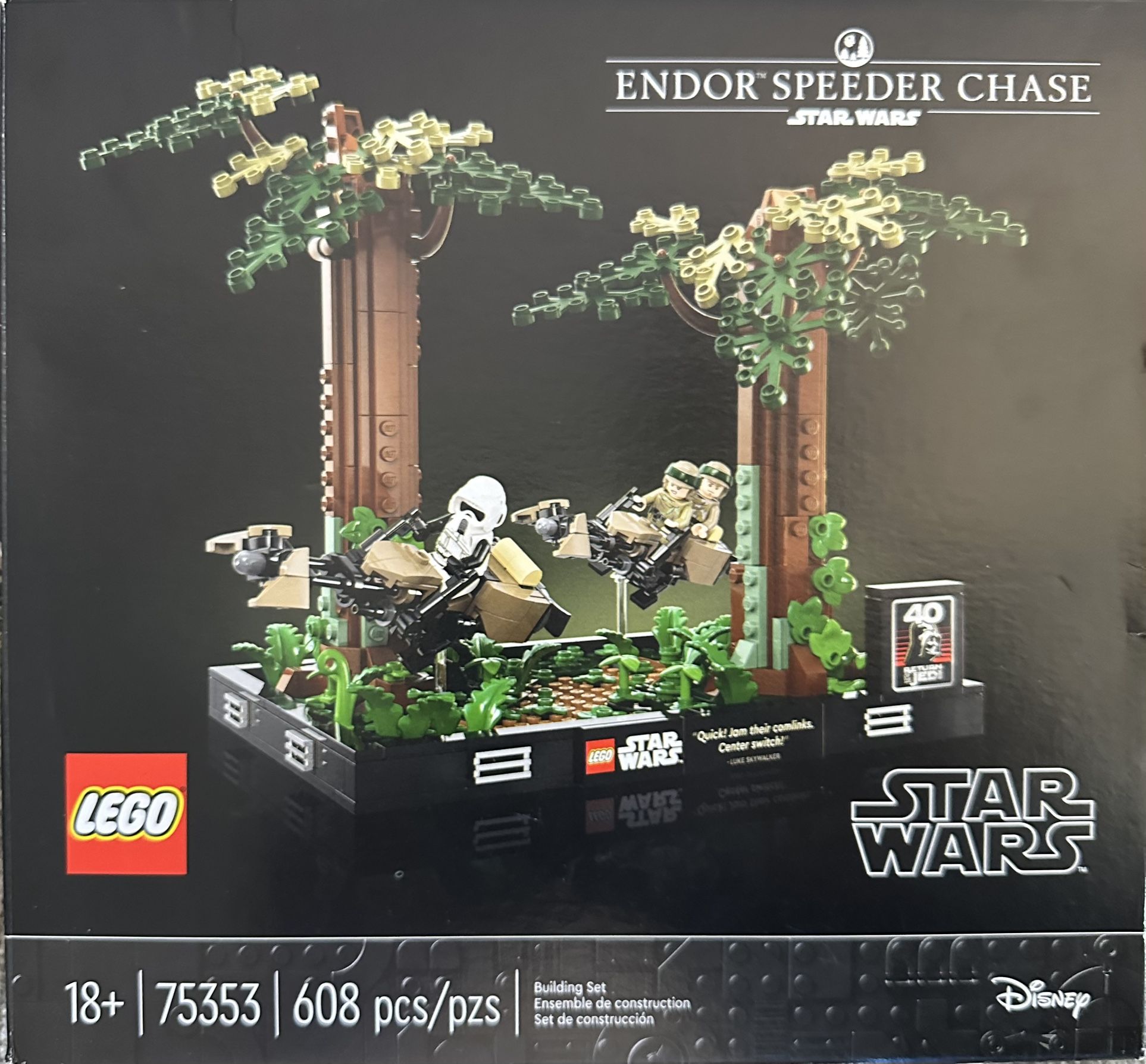 LEGO Star Wars Endor Speeder Chase Diorama Building Set 75353 General