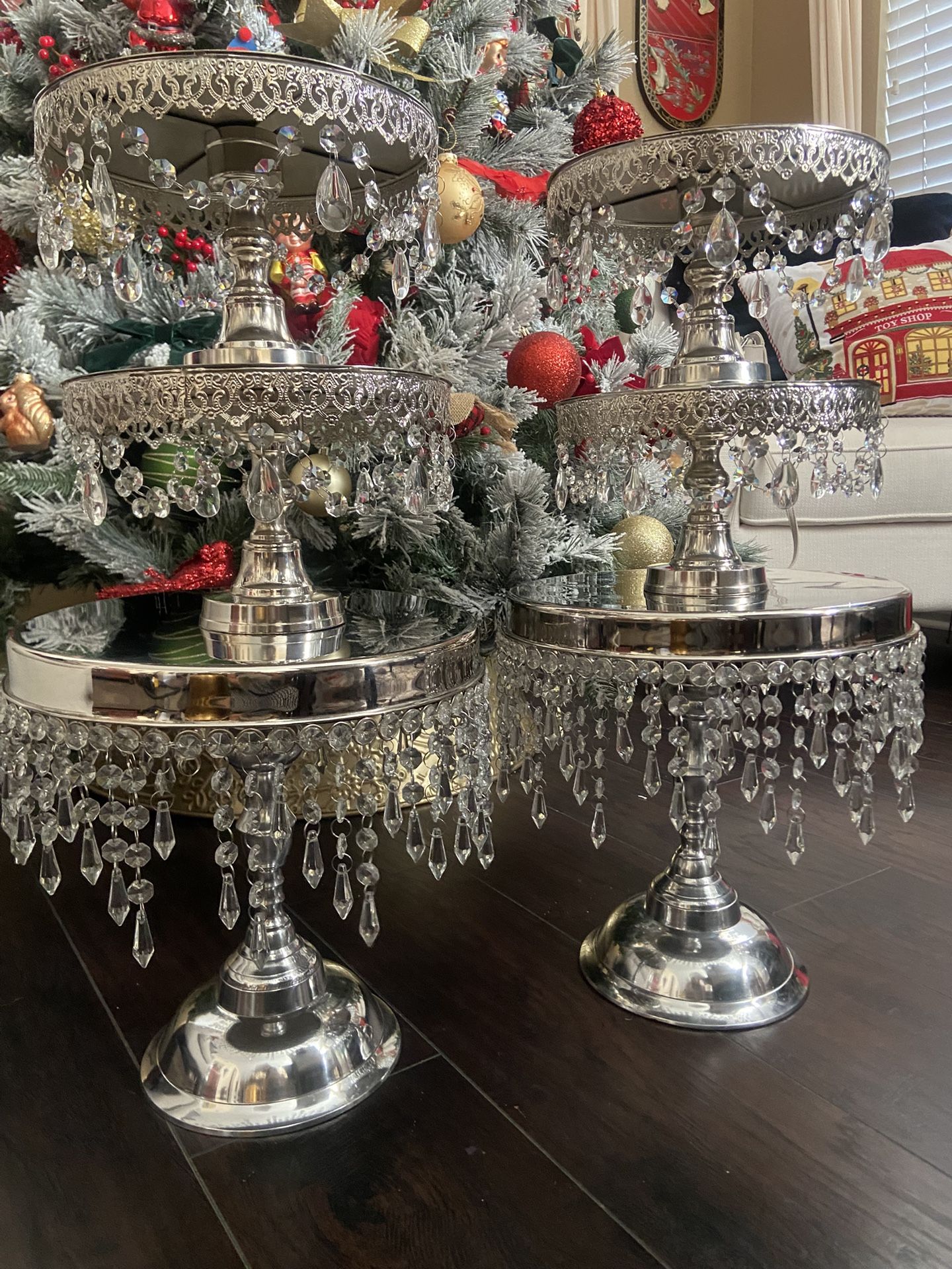 6. Decrotive Pedestals