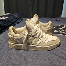 **ALMOST NEW** ADIDAS PRESENTS HOOPS