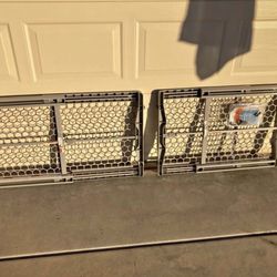Pet Gates - Fits Openings 28” - 42”