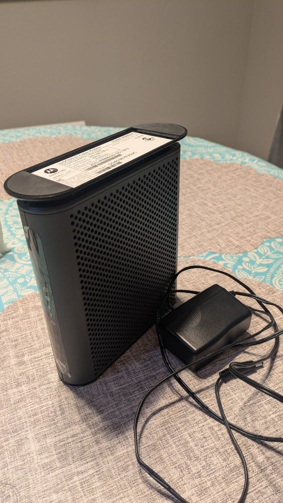 Motorola MB8600 DOCSIS 3.1 Cable Modem