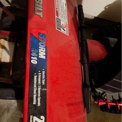 Troy-Bilt Storm 2410