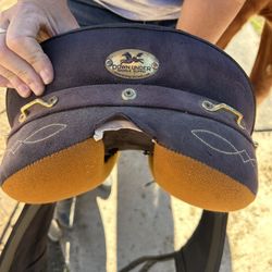Australian English Saddle