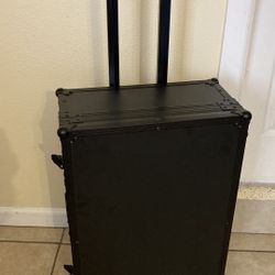 FLYING CASE