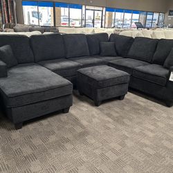 NEW Black Comfy Sectional W Ottoman 