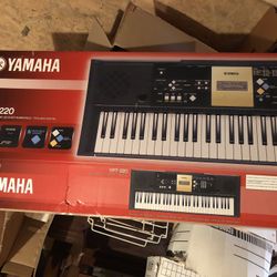 Yamaha Keyboard