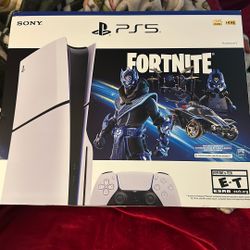 PS5 With Fortnite voucher 1TB