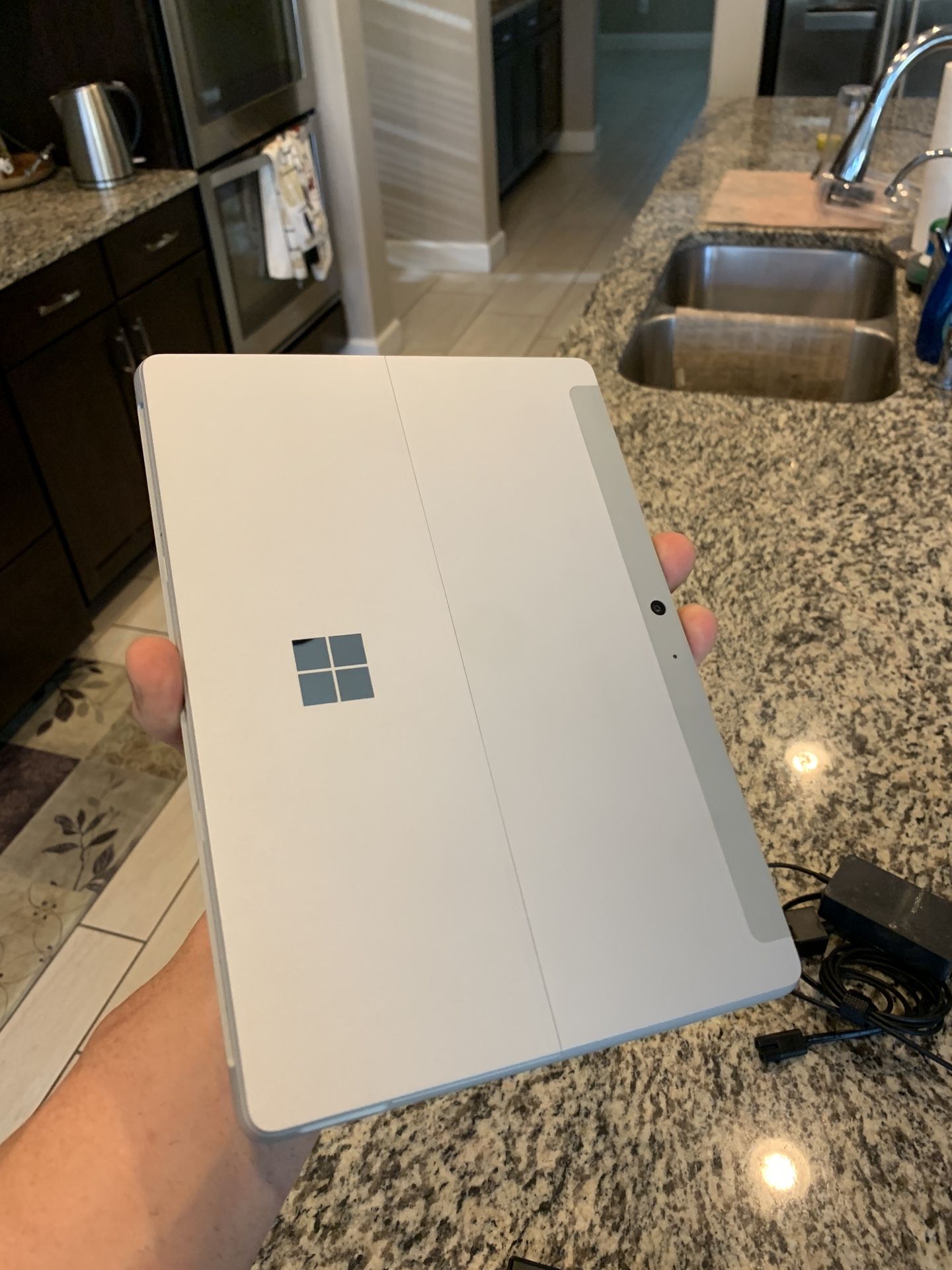 Microsoft Surface Go 2