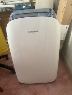 2016 Honeywell portable air conditioning unit
