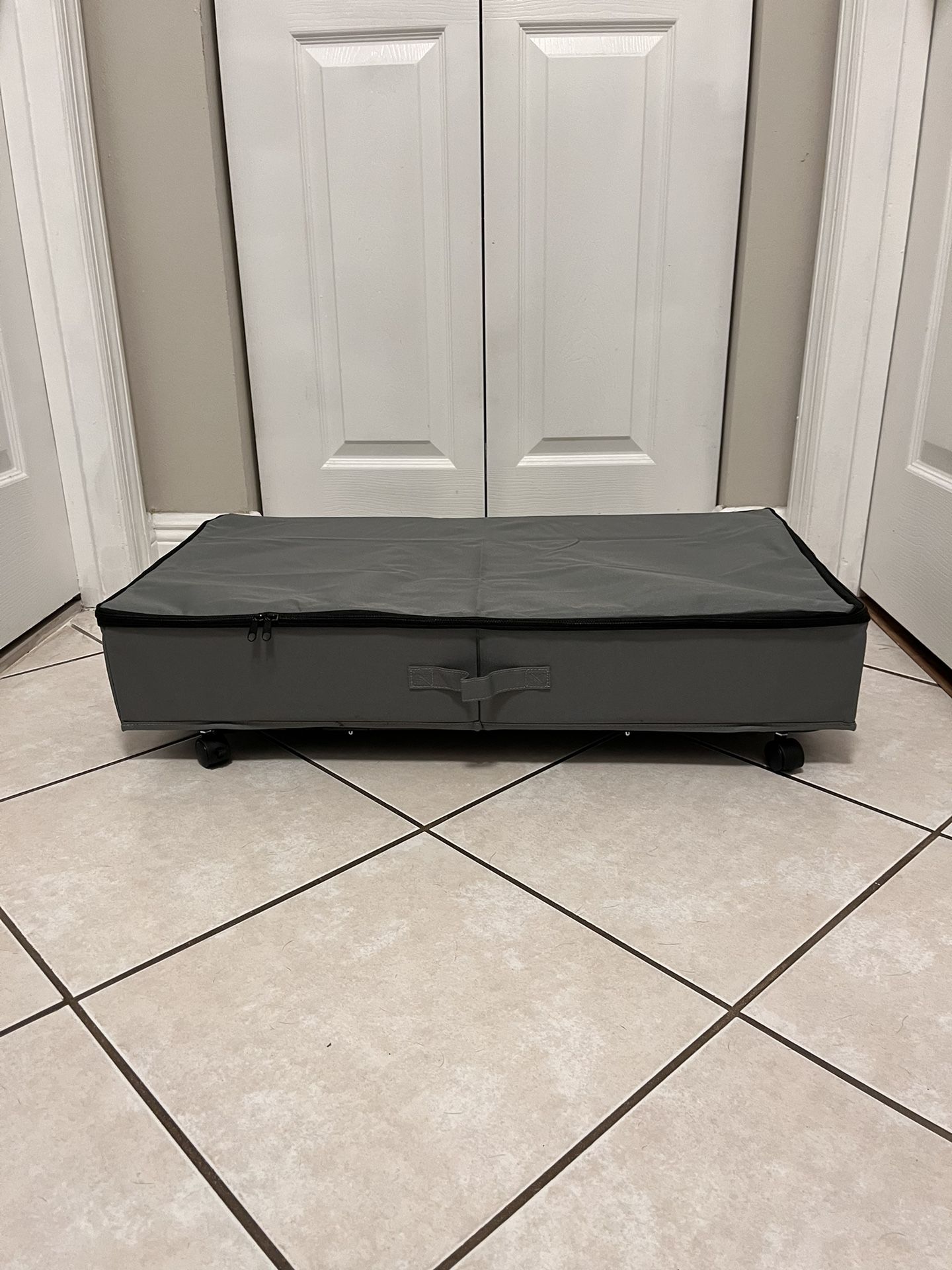 Under Bed Storage Container Whit Wheels 