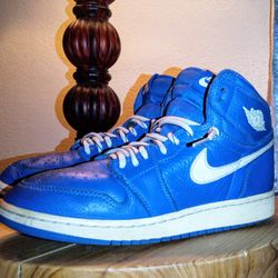 Retro Air Jordan #1 "HYPER BLUE" 8 W , 6.5Y