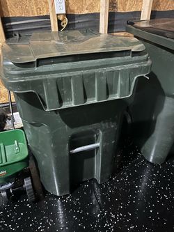 95 Gallon Trash Can