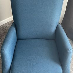 Reclainer Chair