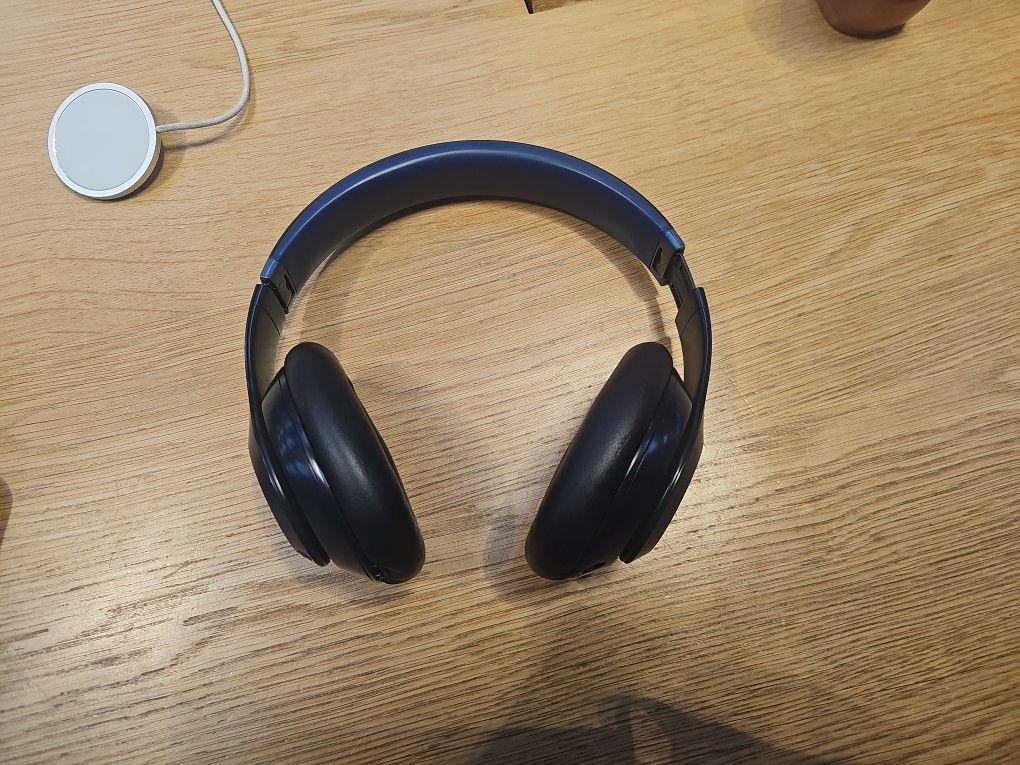 Beats Studio Pro