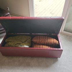 Storage Ottoman 