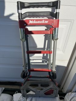 Milwaukee Folding Hand Truck