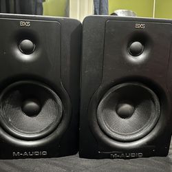 2 M-Audio Speakers And Speaker Stands 