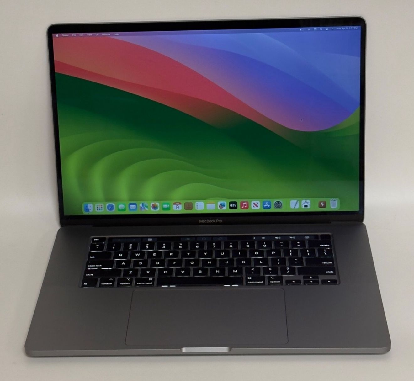 MacBook Pro 16” 1Tb Ssd 8-core i9 16gb Ram