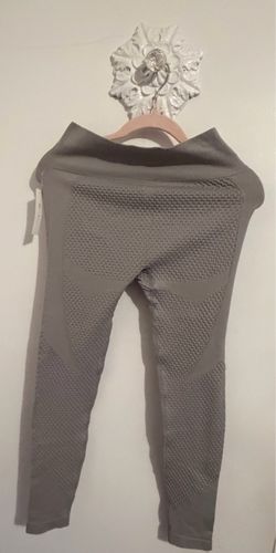 Gray Seamless Textured Leggings