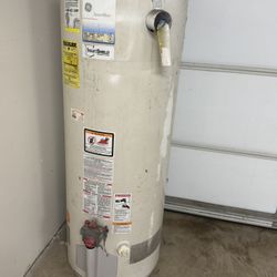GE Water Heater 50 Gallon For Parts For Free 