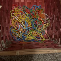 70 Silly Bands 
