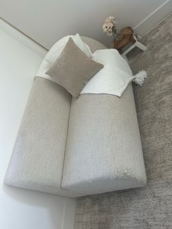 Pottery Barn Chase