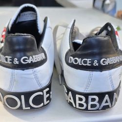Dolce & Gabbana Use Shoes 