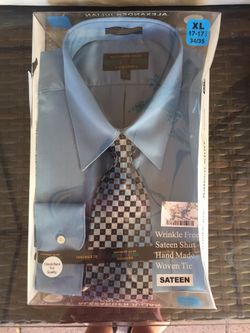 Men’s dress shirt with tie