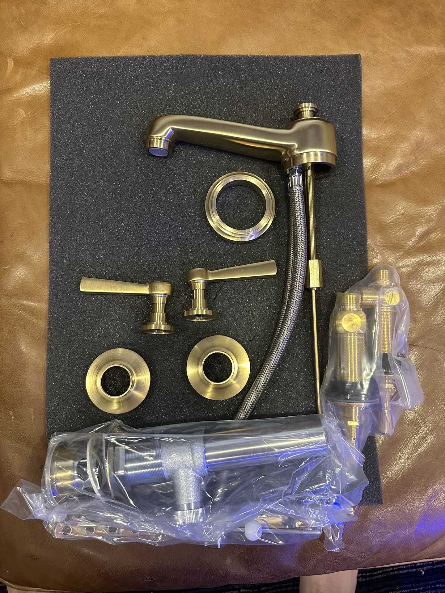 RH Wide Spread Lavatory Faucet