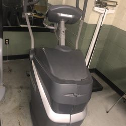 Octane Fitness Pro 3500 Elliptical