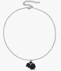 New 2026 Halloween Women's Choke Necklace Skull Ghost Bat Pendant Charming Black Neckchain Party Jewelry Gift Fashion Trendy Accessories Creative