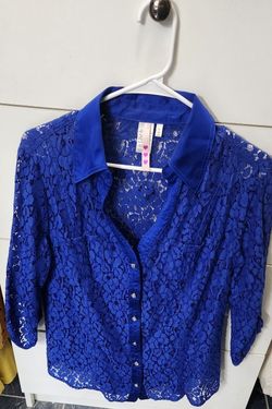 Blusa De Encaje Azul Electrico Talla L
