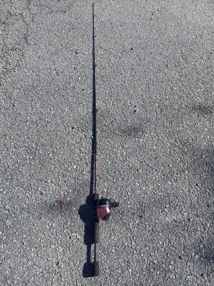 Shakespeare Reverb Fishing Pole Rod And Reel Combo