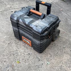 Ridgid Rolling Tool Box 